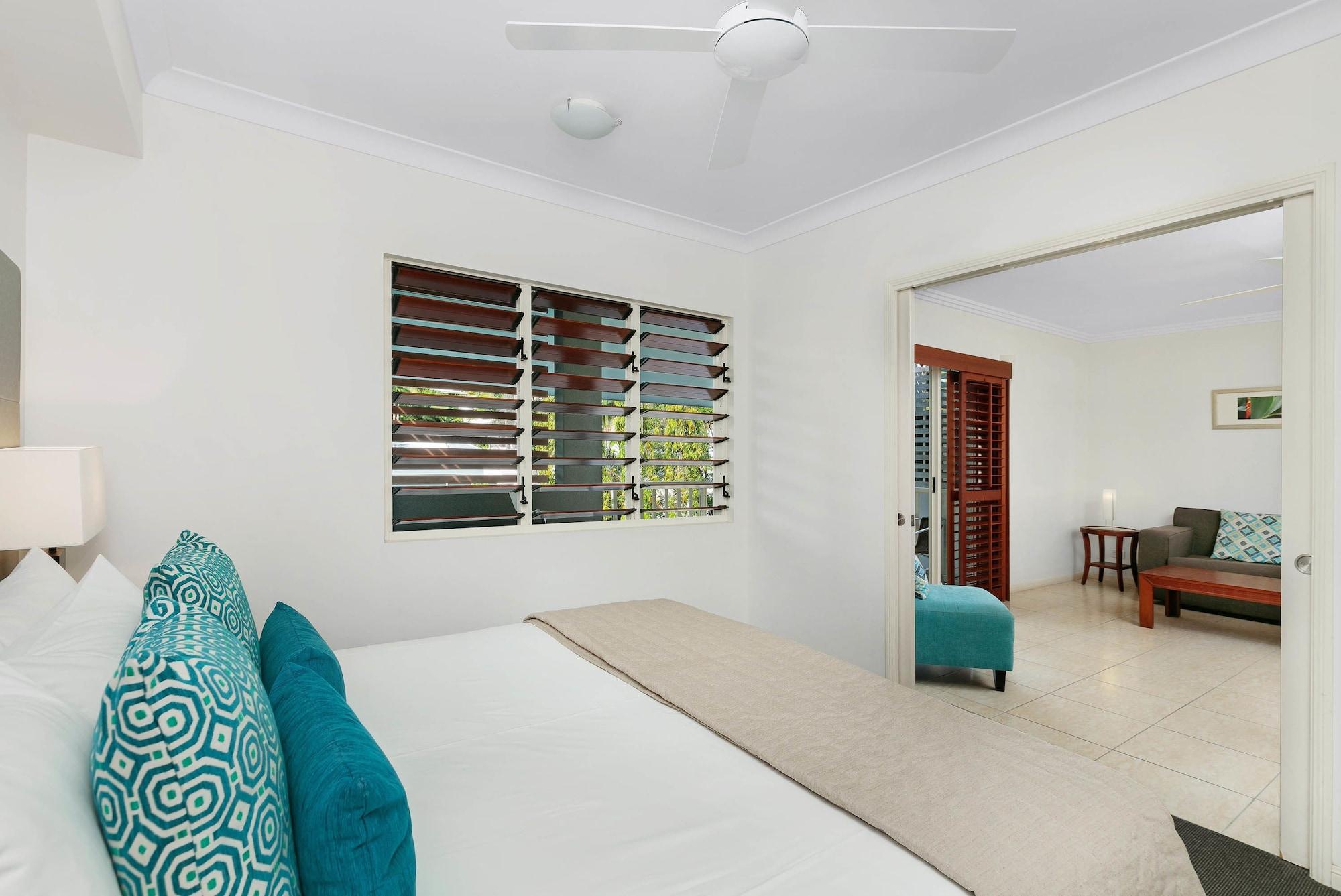 Mantra Aqueous On Port Aparthotel Port Douglas Buitenkant foto