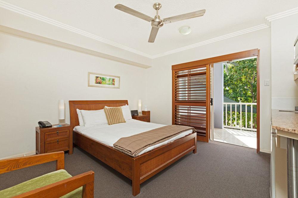 Mantra Aqueous On Port Aparthotel Port Douglas Buitenkant foto