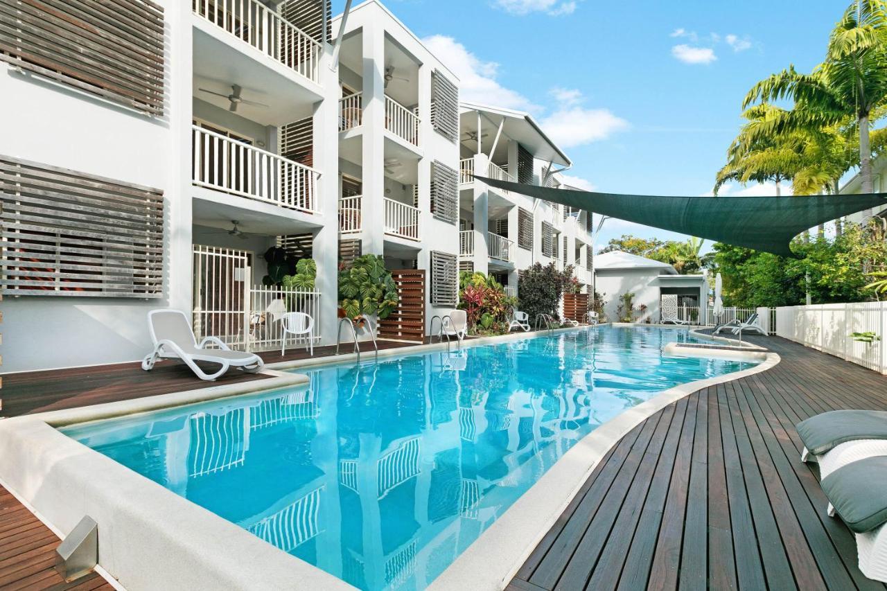 Mantra Aqueous On Port Aparthotel Port Douglas Buitenkant foto