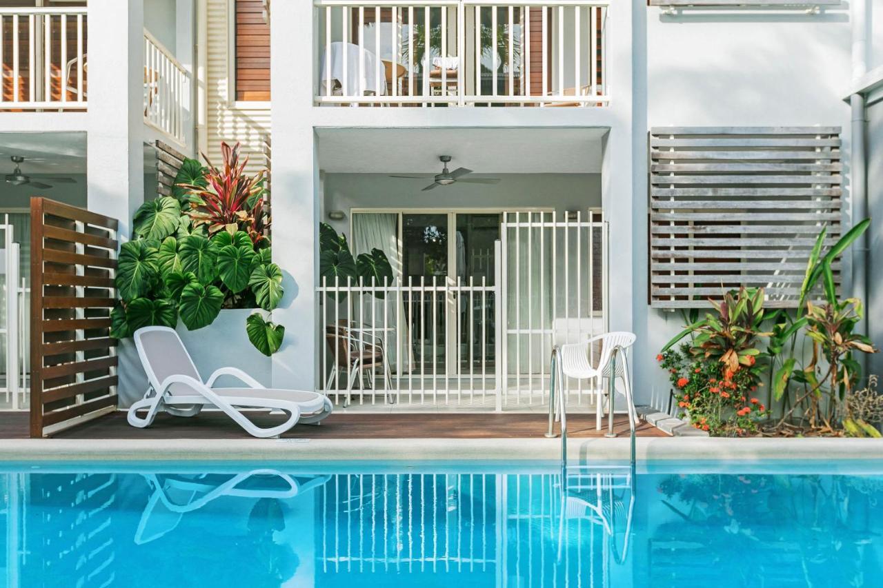 Mantra Aqueous On Port Aparthotel Port Douglas Buitenkant foto