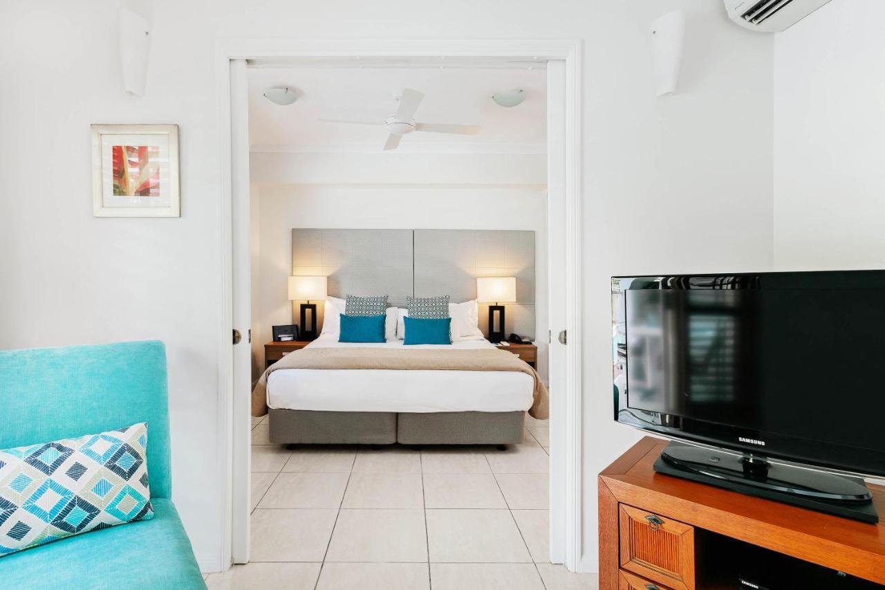Mantra Aqueous On Port Aparthotel Port Douglas Buitenkant foto